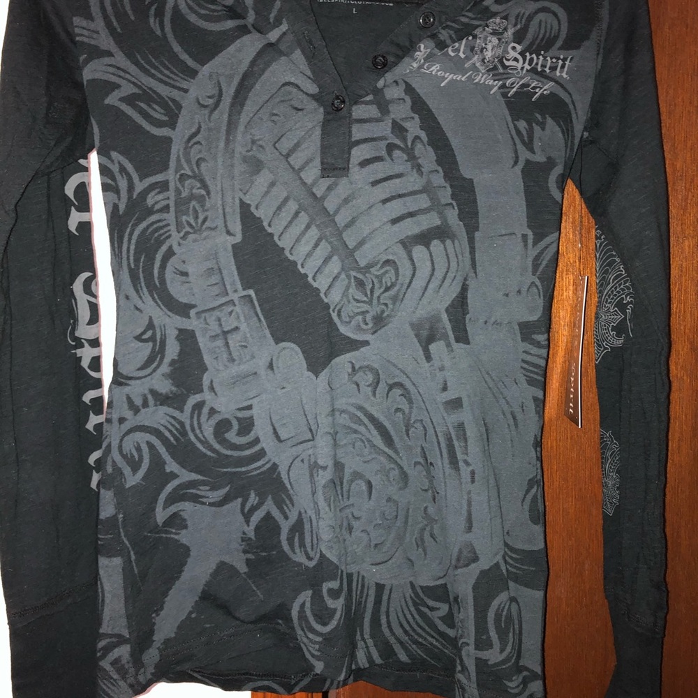 Woman’s long sleeve hoodie.